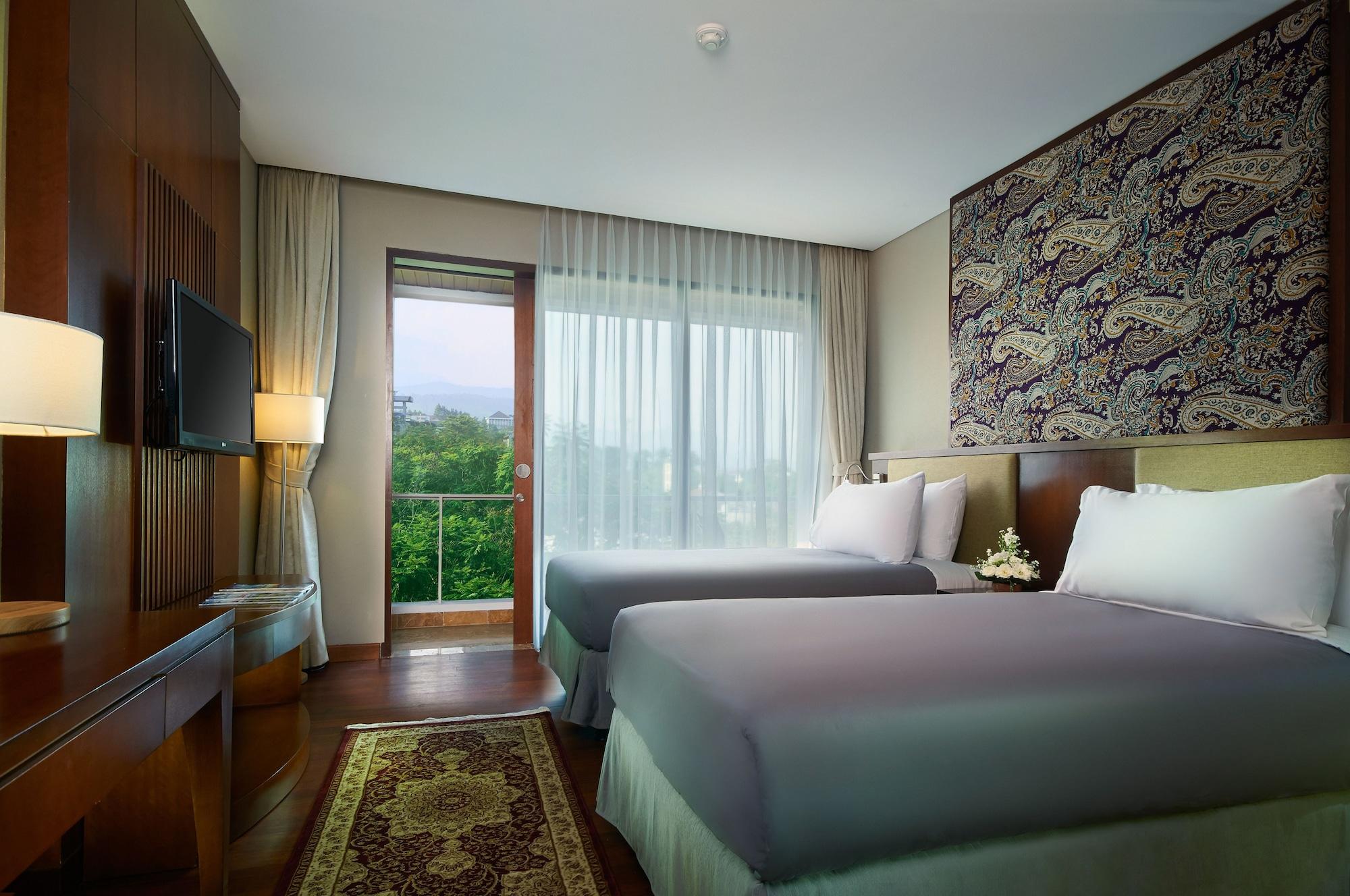 House Sangkuriang Hotel Bandung Exterior photo